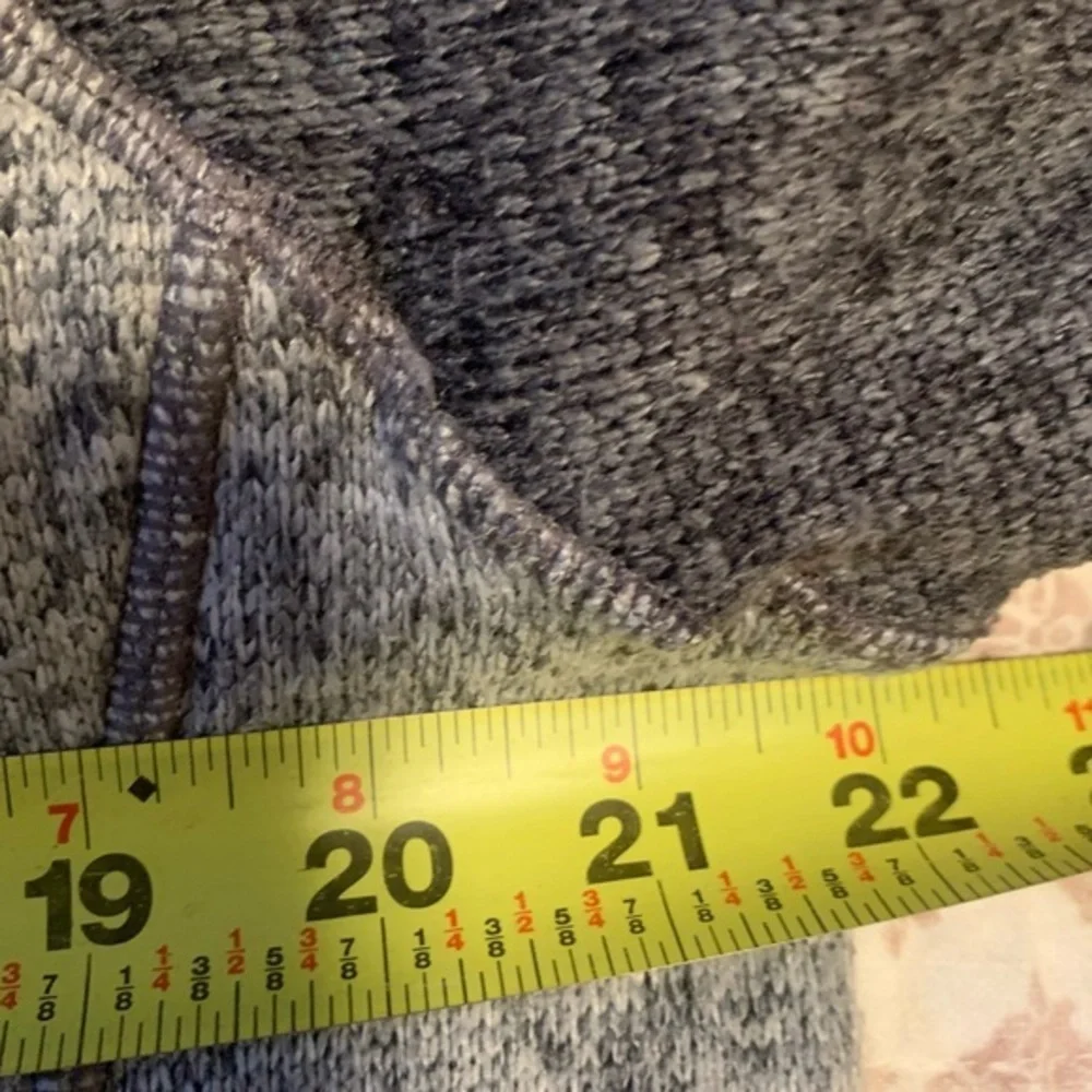 Men's‎ Medium Gray 1/4 Zip Pullover Woolrich Sweater Polyester Mock Neck